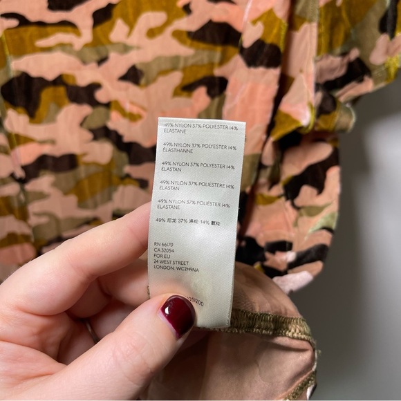 We the Free women's camo pink short sleeve burnt velvet casual sheer top in M - Picture 4 of 8